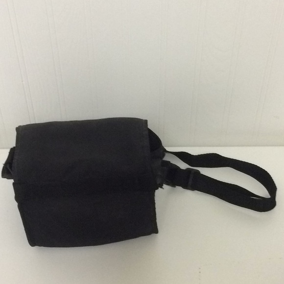 Polaroid One-Step Express Camera & Camera Bag - Picture 10 of 15